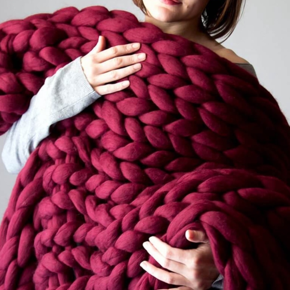 Chunky Knitted Blanket - Wine  40*80 inches